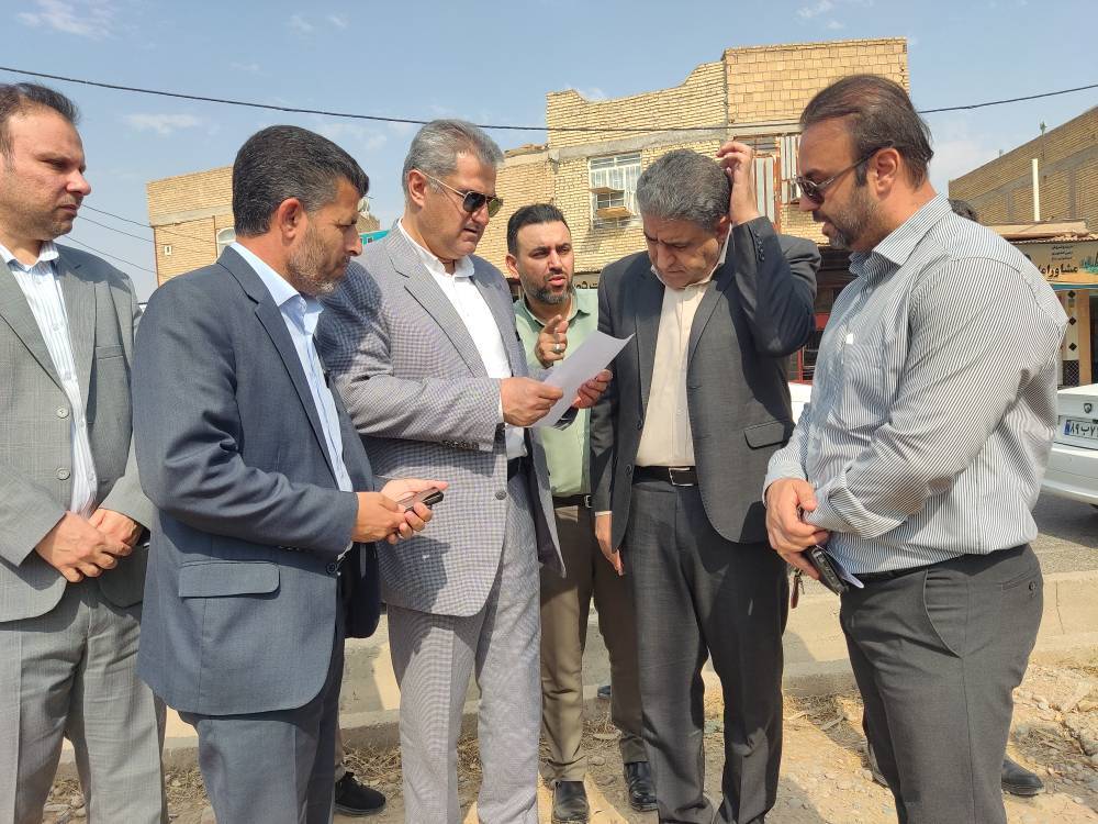 اجرای مصوبات زمین و مسکن در شوشتر و گتوند آغاز شد